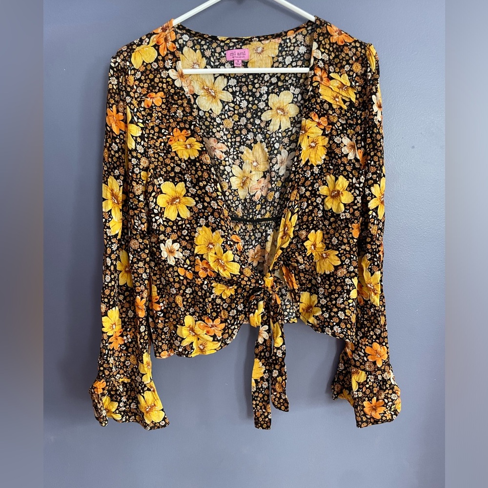 Floral blouse (boutique)